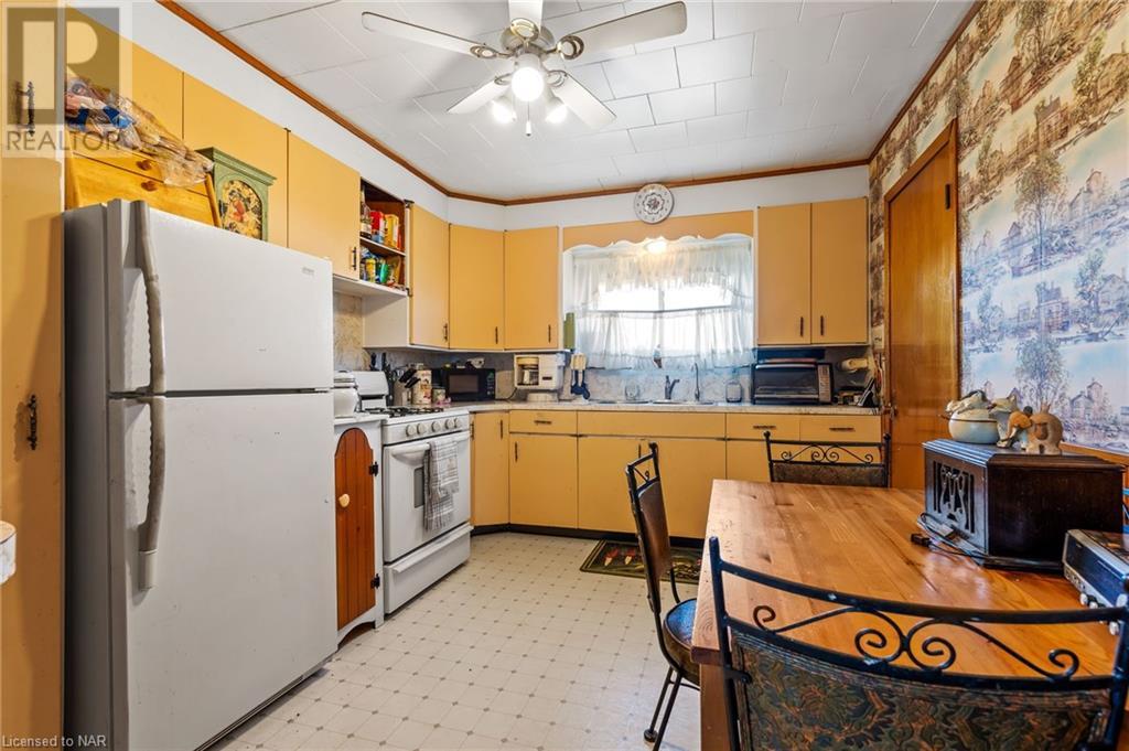 676 Pinecrest Road, Port Colborne, Ontario  L3K 5V3 - Photo 9 - 40518239