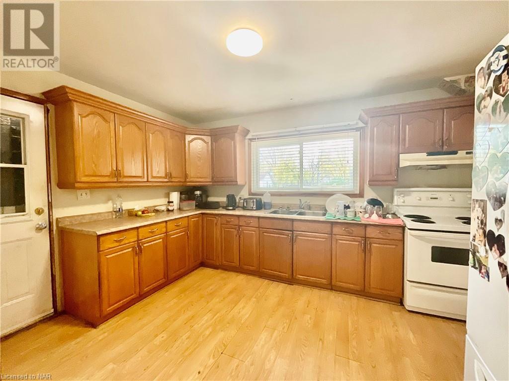 79 Edith Street, St. Catharines, Ontario  L2S 2P8 - Photo 8 - 40519577