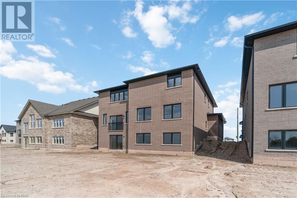 127 Midland Place, Welland, Ontario  L3B 0H4 - Photo 5 - 40519569
