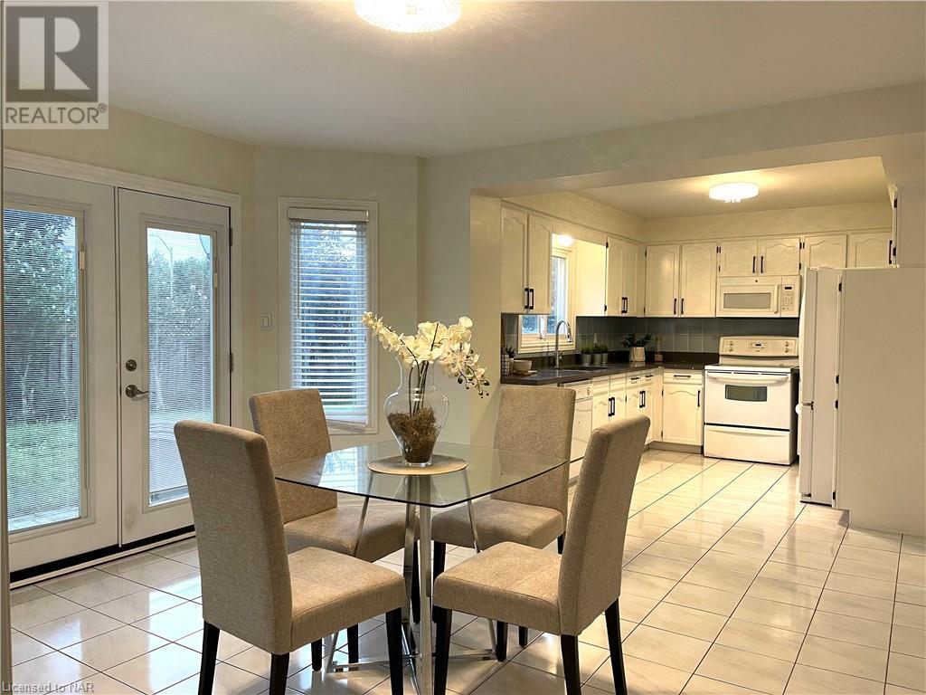 61 Barbican Trail, St. Catharines, Ontario  L2T 4A7 - Photo 9 - 40519628
