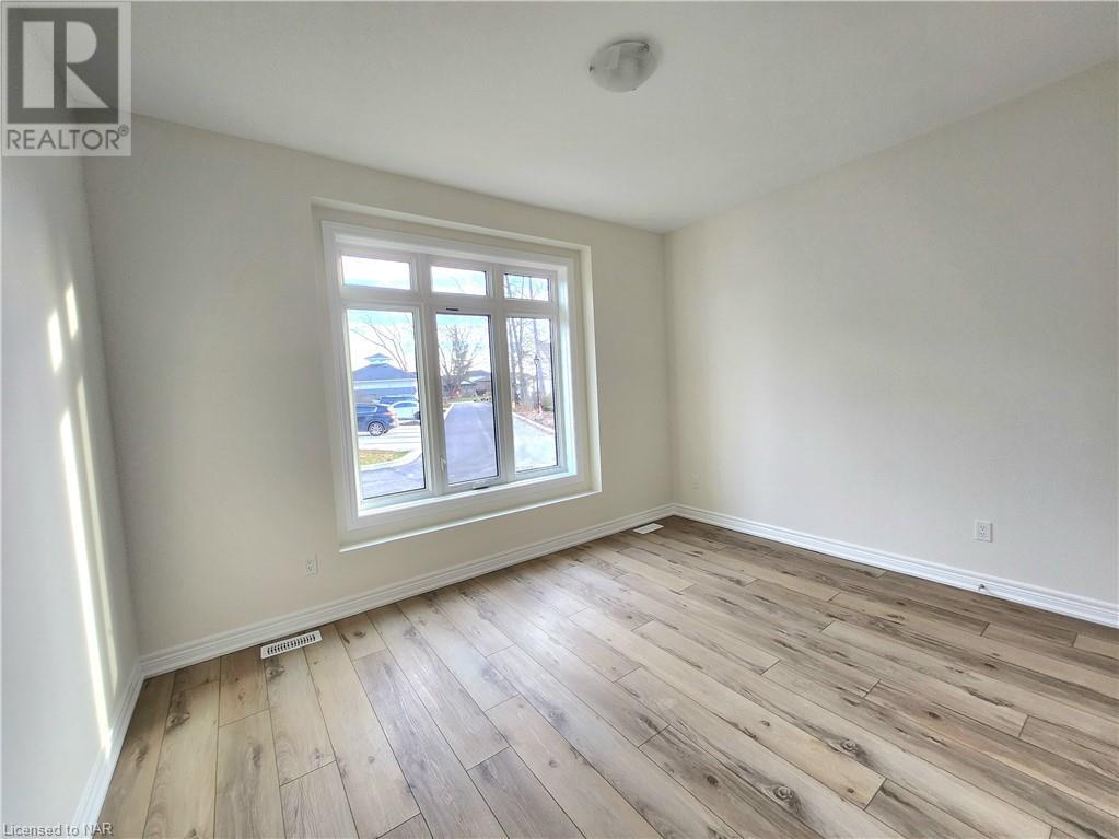 15 Shamrock Common Unit# Upper, St. Catharines, Ontario  L2S 2B7 - Photo 5 - 40519609
