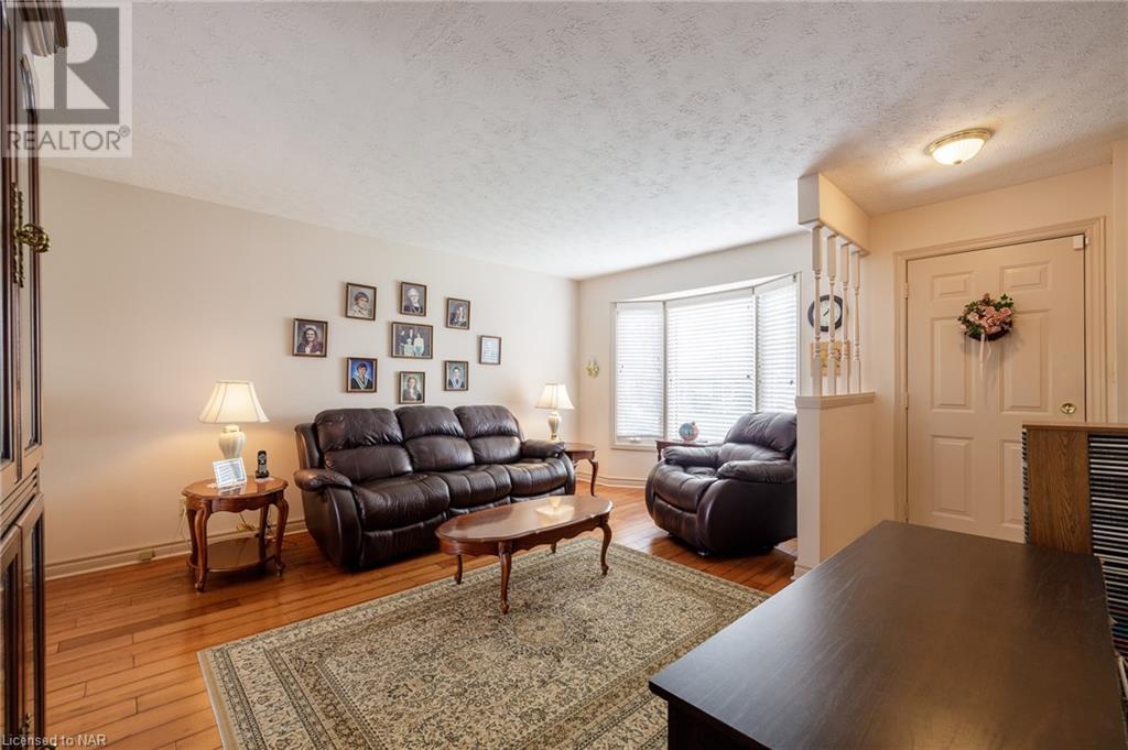 7712 Jubilee Drive, Niagara Falls, Ontario  L2G 7J6 - Photo 7 - 40519193