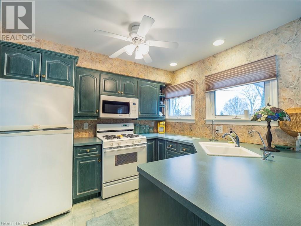 10571 Lakeshore Road W, Wainfleet, Ontario  L3K 5V4 - Photo 13 - 40519064