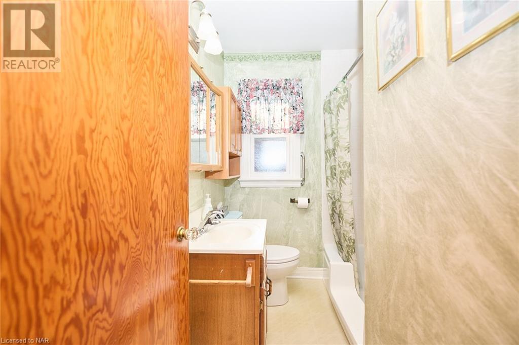 6259 Franklin Avenue, Niagara Falls, Ontario  L2G 4Z4 - Photo 17 - 40505253