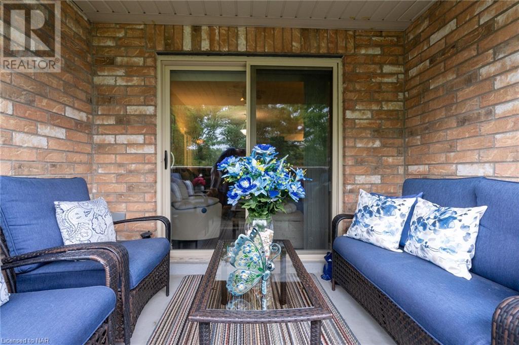 8111 FOREST GLEN Drive Unit# 528, niagara falls, Ontario