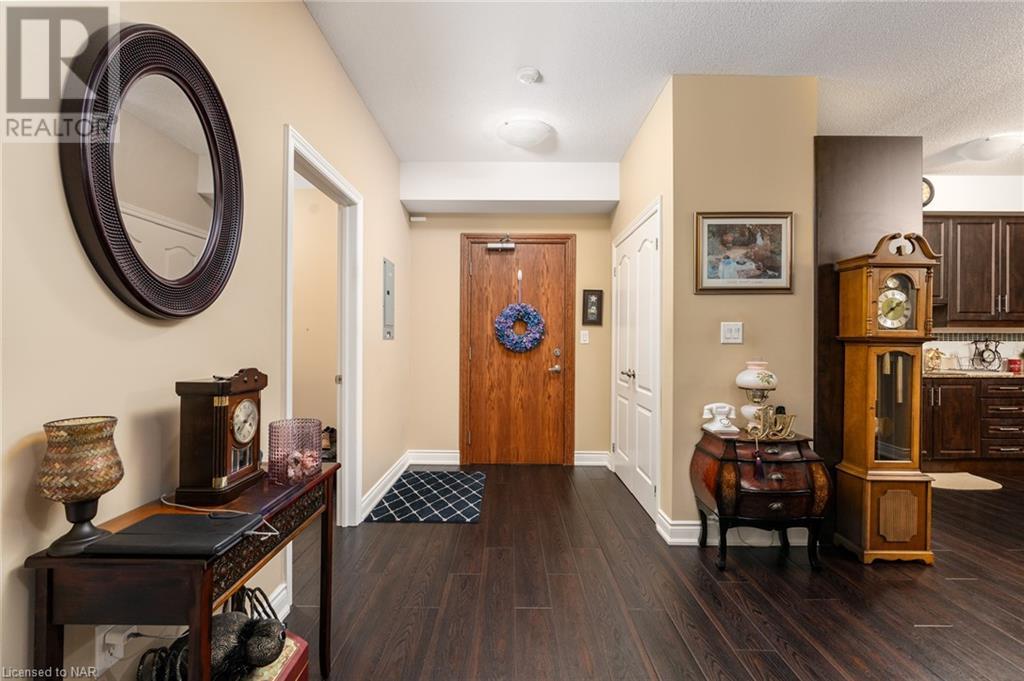 8111 Forest Glen Drive Unit# 528, Niagara Falls, Ontario  L2H 2Y7 - Photo 13 - 40517565