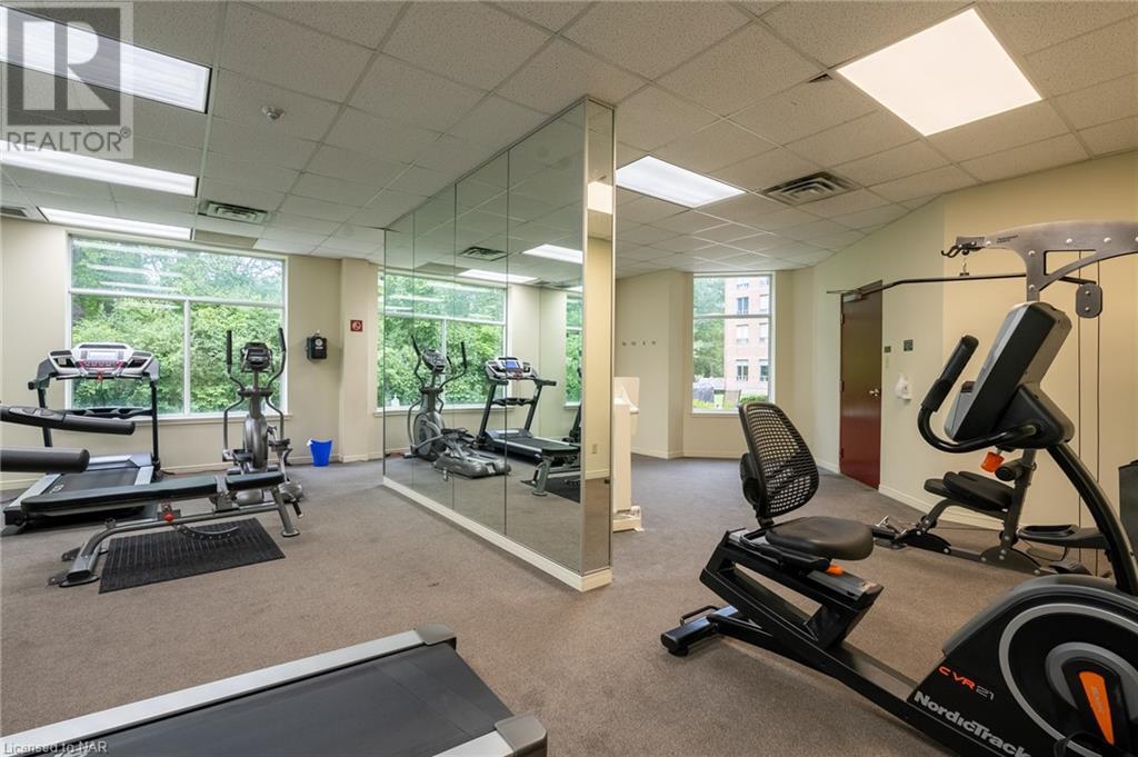 8111 Forest Glen Drive Unit# 528, Niagara Falls, Ontario  L2H 2Y7 - Photo 14 - 40517565