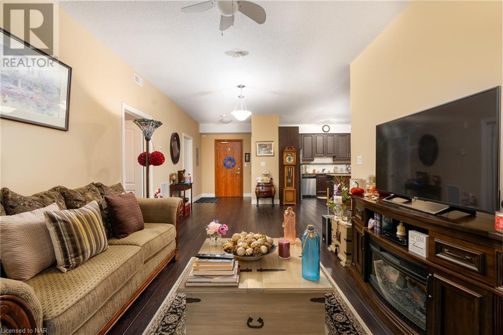 8111 Forest Glen Drive Unit# 528, Niagara Falls, Ontario  L2H 2Y7 - Photo 21 - 40517565