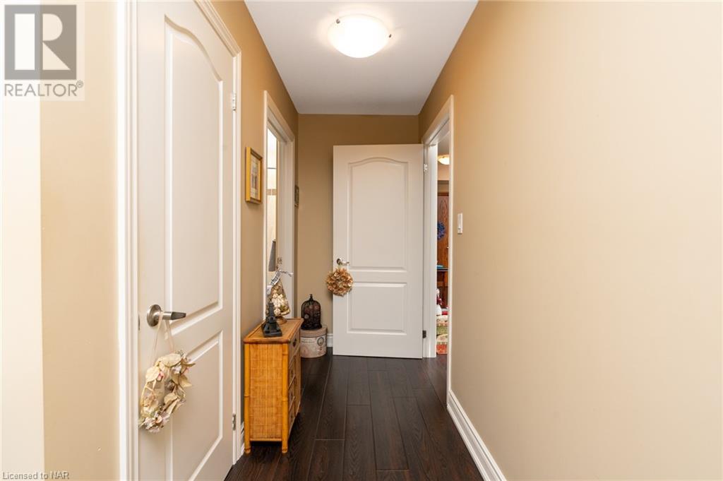 8111 Forest Glen Drive Unit# 528, Niagara Falls, Ontario  L2H 2Y7 - Photo 26 - 40517565