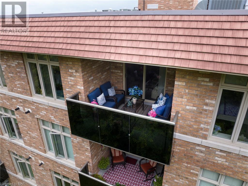 8111 Forest Glen Drive Unit# 528, Niagara Falls, Ontario  L2H 2Y7 - Photo 4 - 40517565