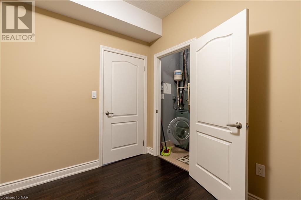 8111 Forest Glen Drive Unit# 528, Niagara Falls, Ontario  L2H 2Y7 - Photo 9 - 40517565