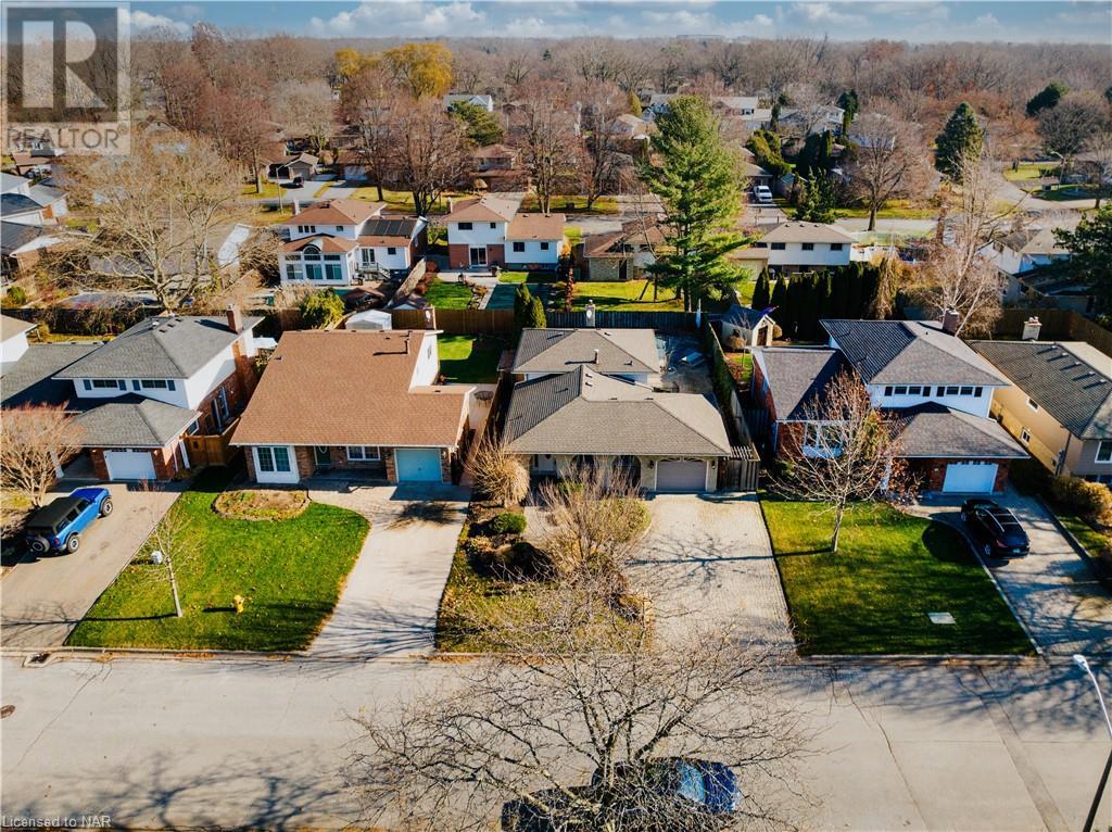 26 Lakebreeze Crescent, St. Catharines, Ontario  L2M 7C5 - Photo 6 - 40499747