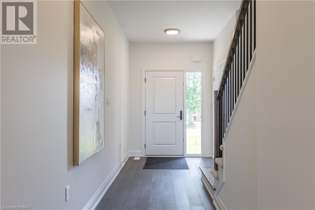 145 Knoll Street, Port Colborne, Ontario  L3K 5B2 - Photo 12 - 40507997
