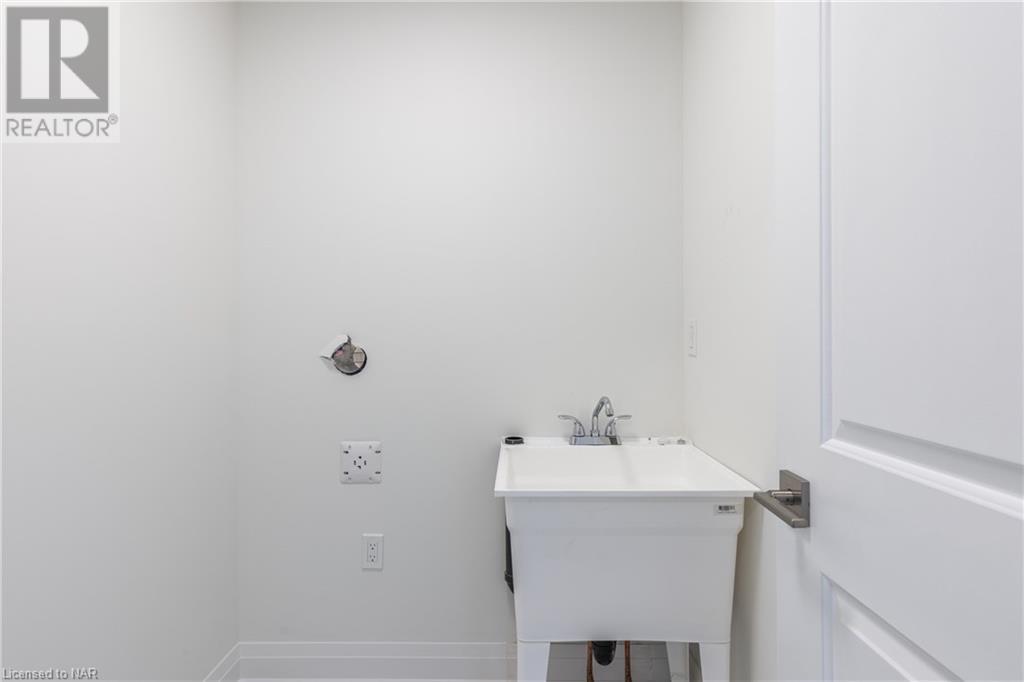 145 Knoll Street, Port Colborne, Ontario  L3K 5B2 - Photo 26 - 40507997