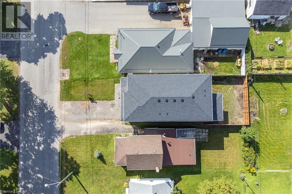 145 Knoll Street, Port Colborne, Ontario  L3K 5B2 - Photo 7 - 40507997