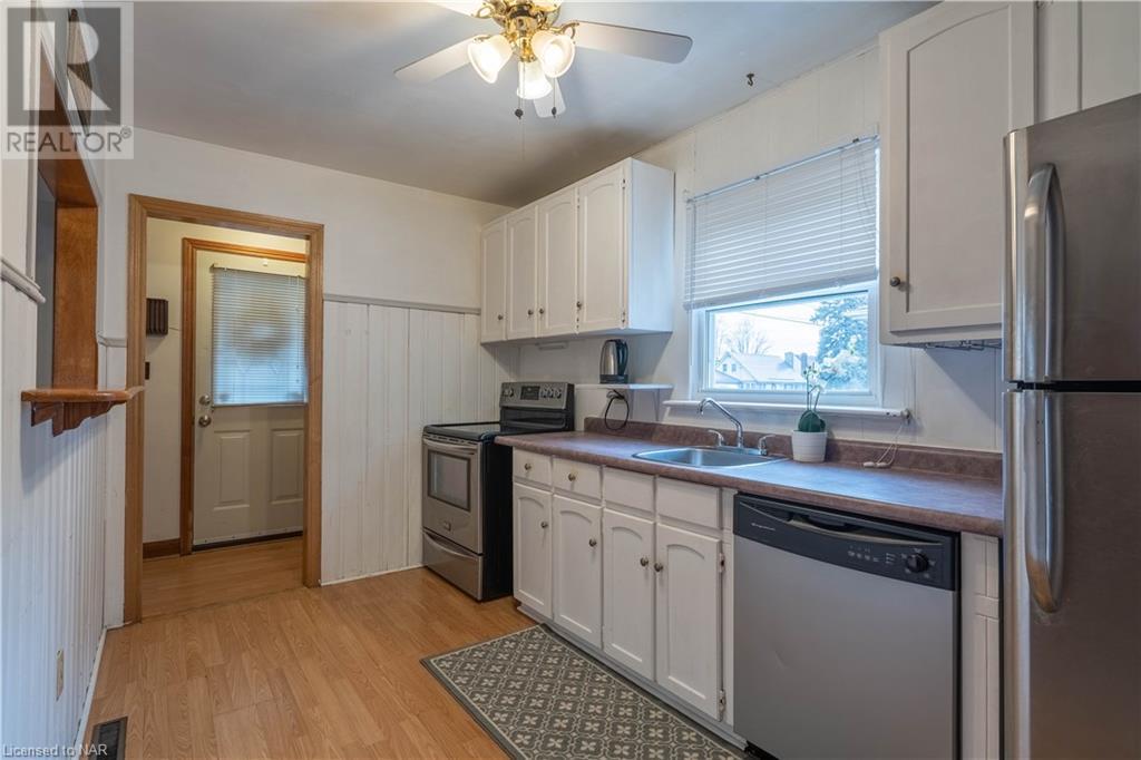 6589 Dunn Street, Niagara Falls, Ontario  L2G 2P9 - Photo 14 - 40518359