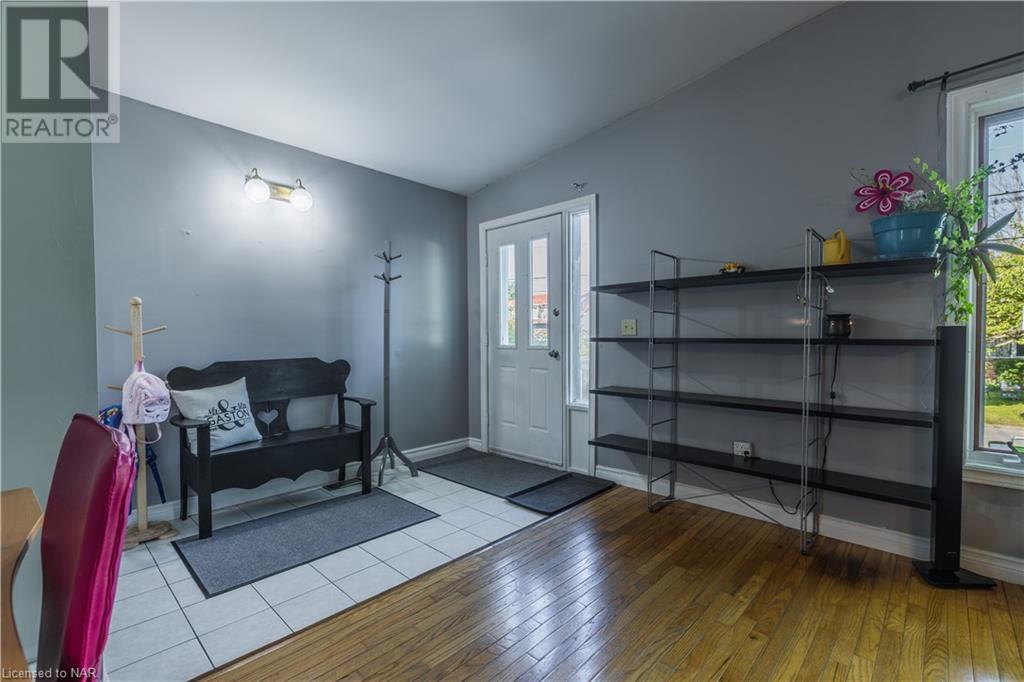 29 Lillian Place, Fort Erie, Ontario  L2A 5M1 - Photo 8 - 40520209