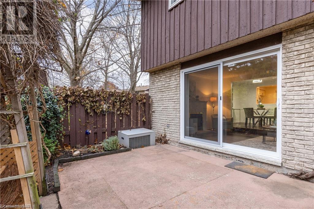 50 Lakeshore Road Unit# 29, St. Catharines, Ontario  L2N 6P8 - Photo 3 - 40520303
