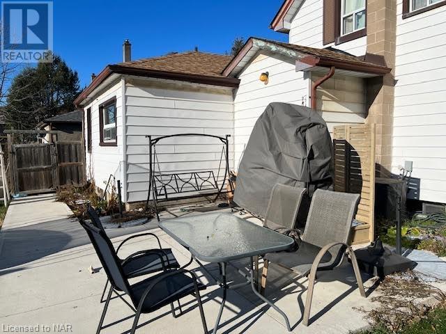 9 Oakdale Avenue, St. Catharines, Ontario  L2P 2B8 - Photo 17 - 40520410