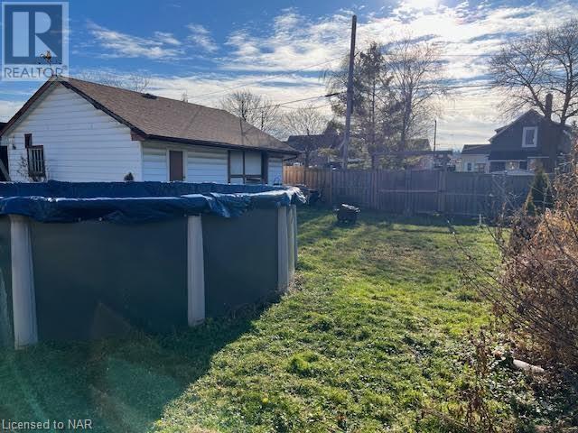 9 Oakdale Avenue, St. Catharines, Ontario  L2P 2B8 - Photo 18 - 40520410