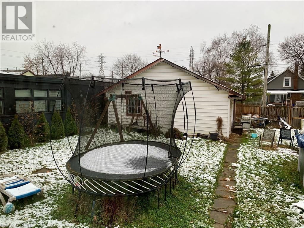 9 Oakdale Avenue, St. Catharines, Ontario  L2P 2B8 - Photo 24 - 40520410