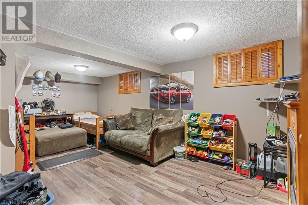 5717 Lowell Avenue, Niagara Falls, Ontario  L2G 4E3 - Photo 22 - 40519841