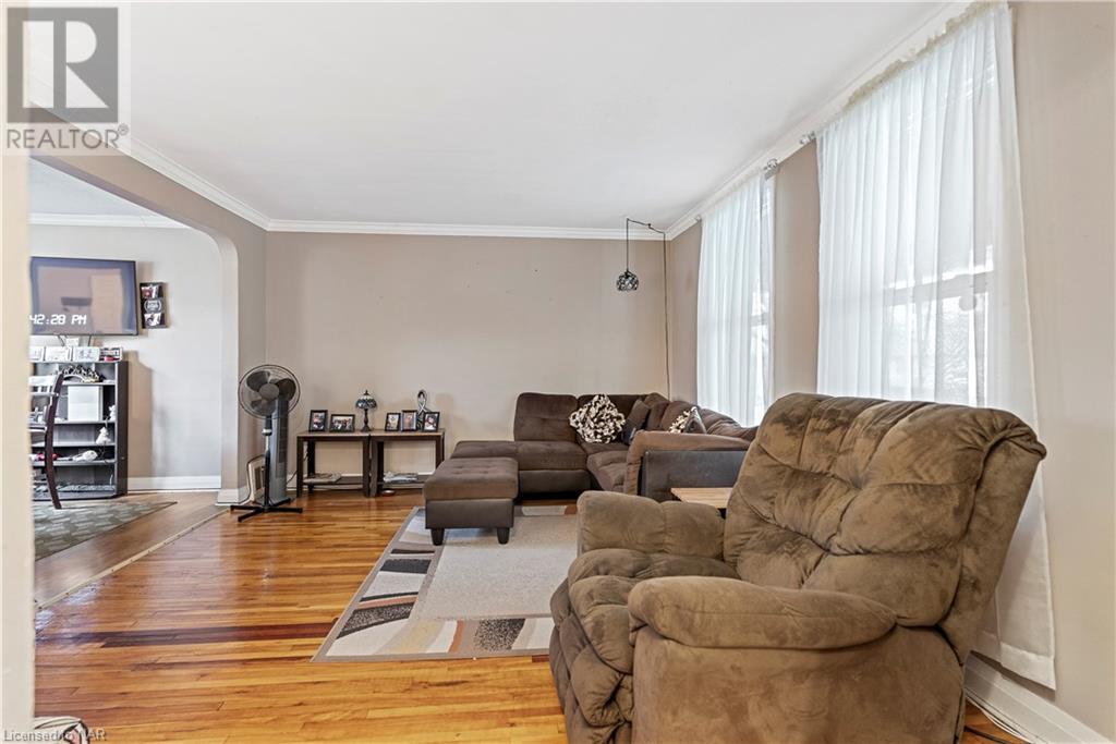 5717 Lowell Avenue, Niagara Falls, Ontario  L2G 4E3 - Photo 4 - 40519841
