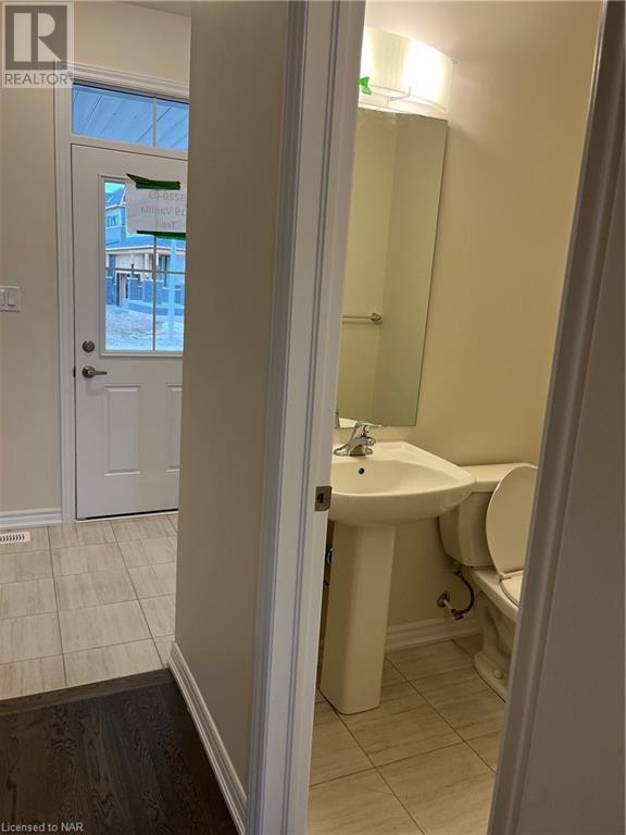 319 Vanilla Trail, Thorold, Ontario  L2V 0K8 - Photo 5 - 40520256