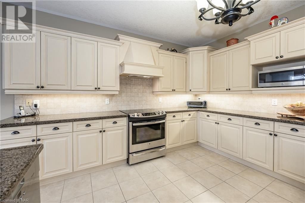 225 Edgewater Crescent, Kitchener, Ontario  N2A 4M2 - Photo 18 - 40519173