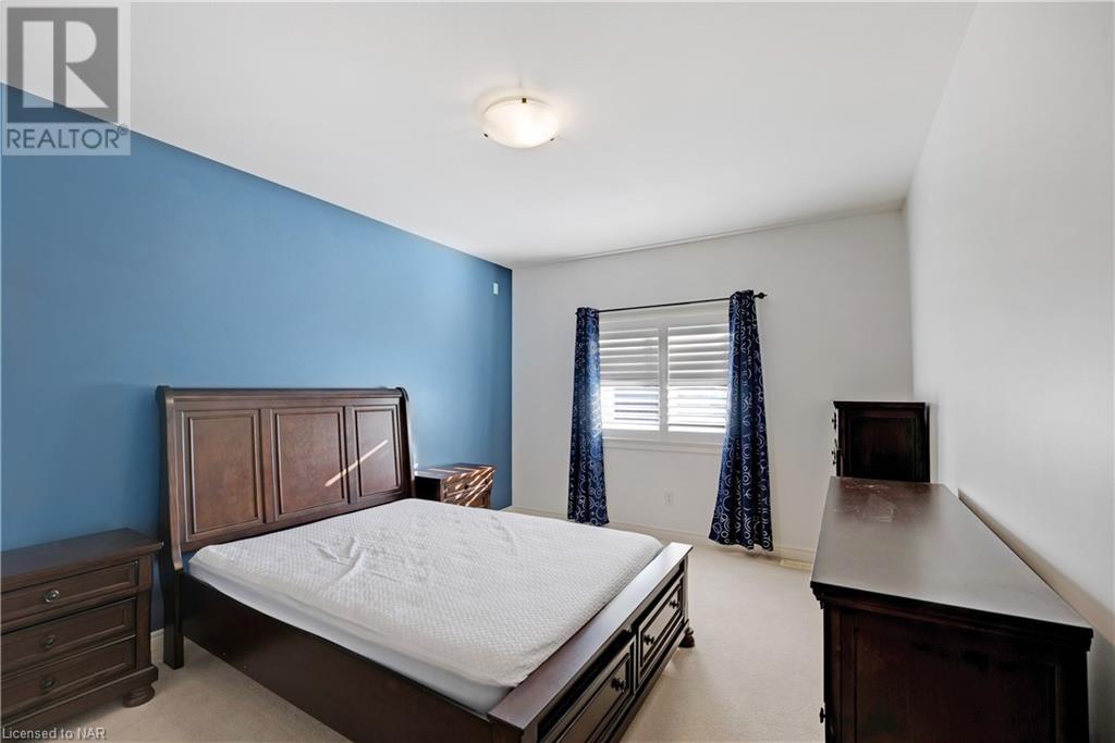 8744 Upper Canada Drive, Niagara Falls, Ontario  L2H 0B8 - Photo 14 - 40520535