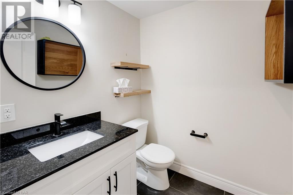 8744 Upper Canada Drive, Niagara Falls, Ontario  L2H 0B8 - Photo 24 - 40520535