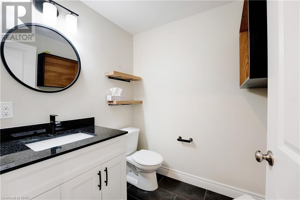 8744 Upper Canada Drive, Niagara Falls, Ontario  L2H 0B8 - Photo 25 - 40520535