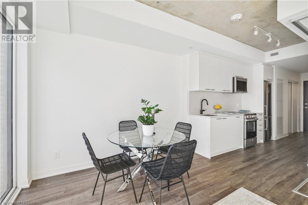 1808 St Clair Avenue West Avenue W Unit# 414, Toronto, Ontario  M6N 0C1 - Photo 16 - 40520570