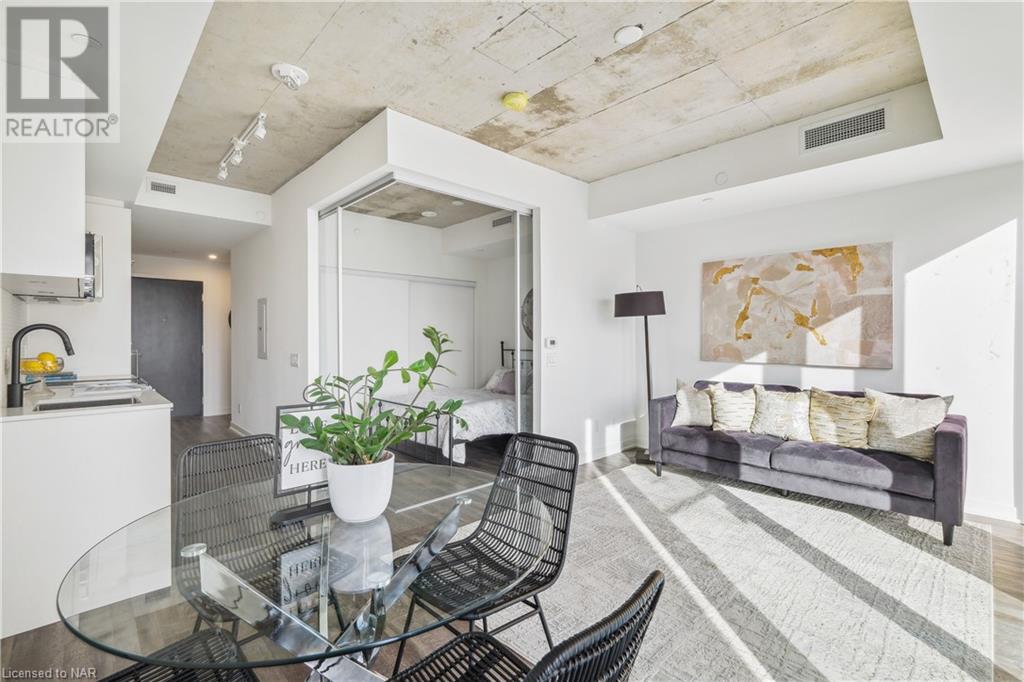 1808 St Clair Avenue West Avenue W Unit# 414, Toronto, Ontario  M6N 0C1 - Photo 17 - 40520570