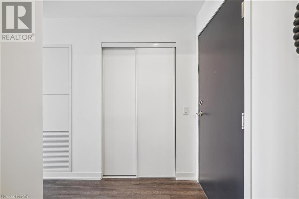 1808 St Clair Avenue West Avenue W Unit# 414, Toronto, Ontario  M6N 0C1 - Photo 8 - 40520570