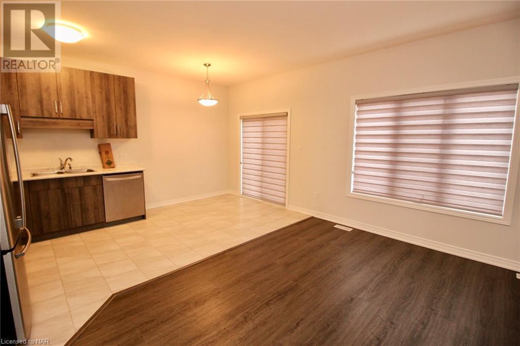 176 Sunflower Place, Welland, Ontario  L3C 0H9 - Photo 3 - 40520745