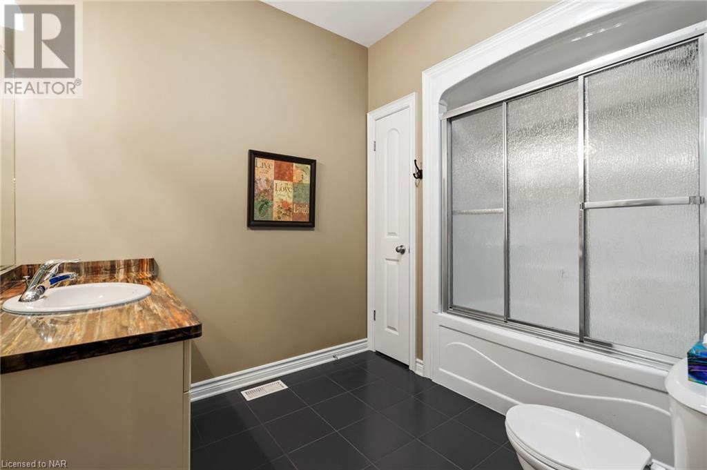 4399 Montrose Road Unit# 6, Niagara Falls, Ontario  L2H 1K1 - Photo 16 - 40506467
