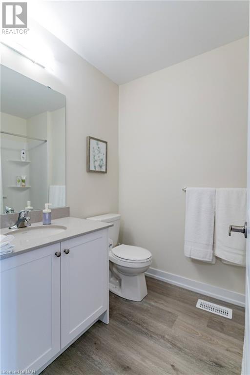 7789 Kalar Road Unit# 10, Niagara Falls, Ontario  L2H 2Y6 - Photo 44 - 40520456