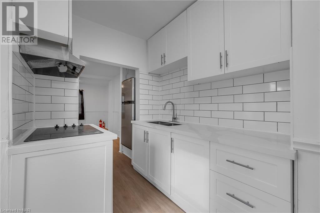 252 Vine Street, St. Catharines, Ontario  L2M 4T1 - Photo 6 - 40520429