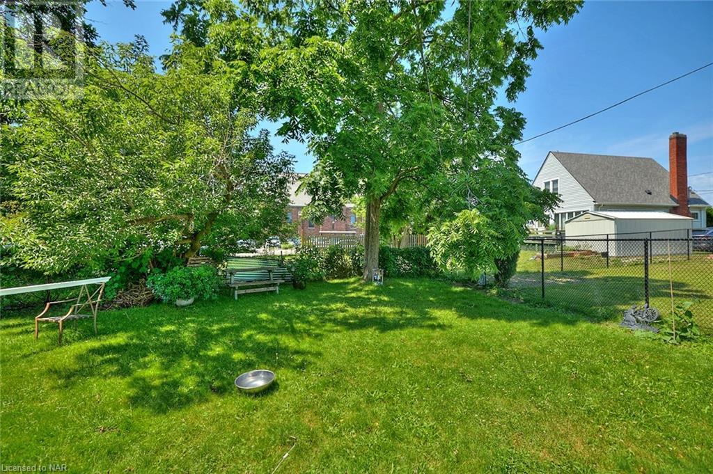 8 Pelham Road, St. Catharines, Ontario  L2S 1P9 - Photo 5 - 40520719