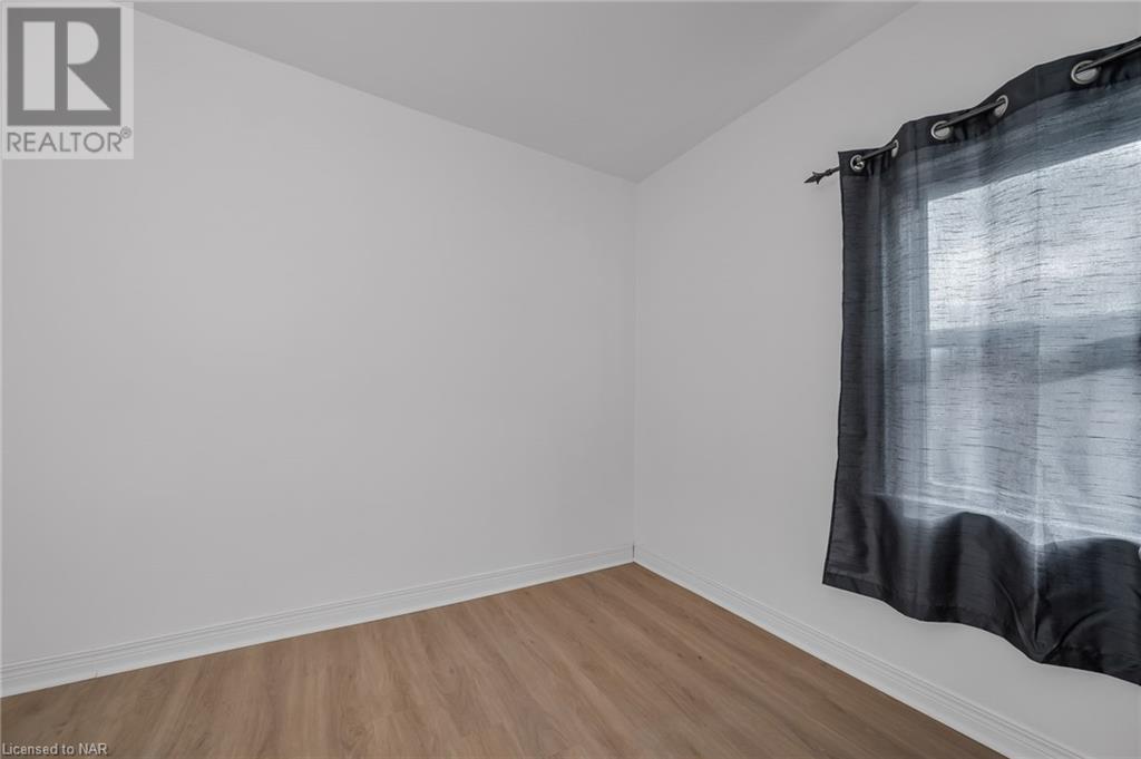 252 Vine Street Unit# 2, St. Catharines, Ontario  L2M 4T1 - Photo 10 - 40520856