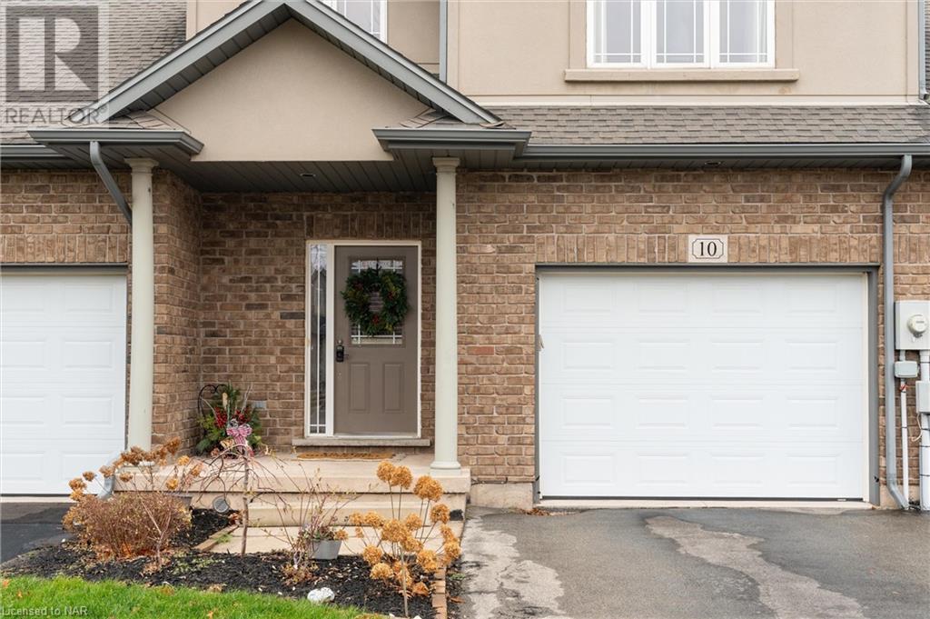 10 Willson Crossing, Fonthill, Ontario  L0S 1E4 - Photo 3 - 40520589