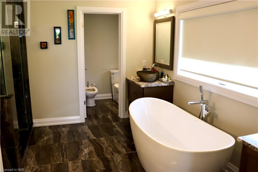 78 Hickory Avenue, Niagara-On-The-Lake, Ontario  L0S 1J0 - Photo 37 - 40514579