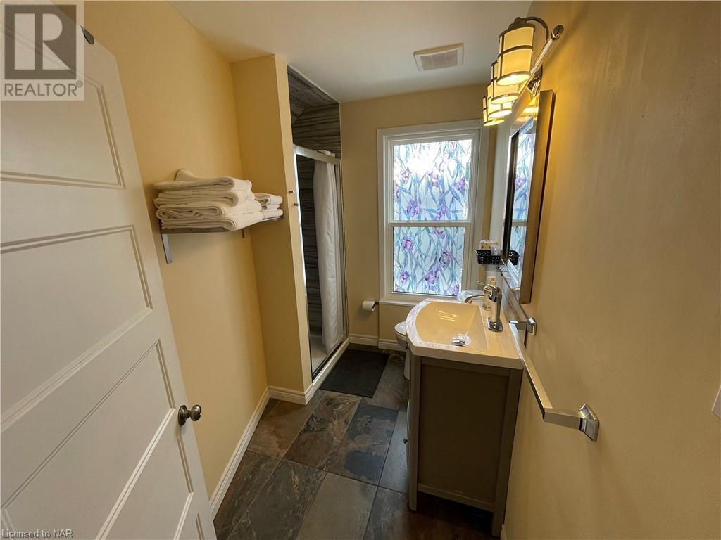 4713 Cookman Crescent, Niagara Falls, Ontario  L2E 1C1 - Photo 14 - 40521015