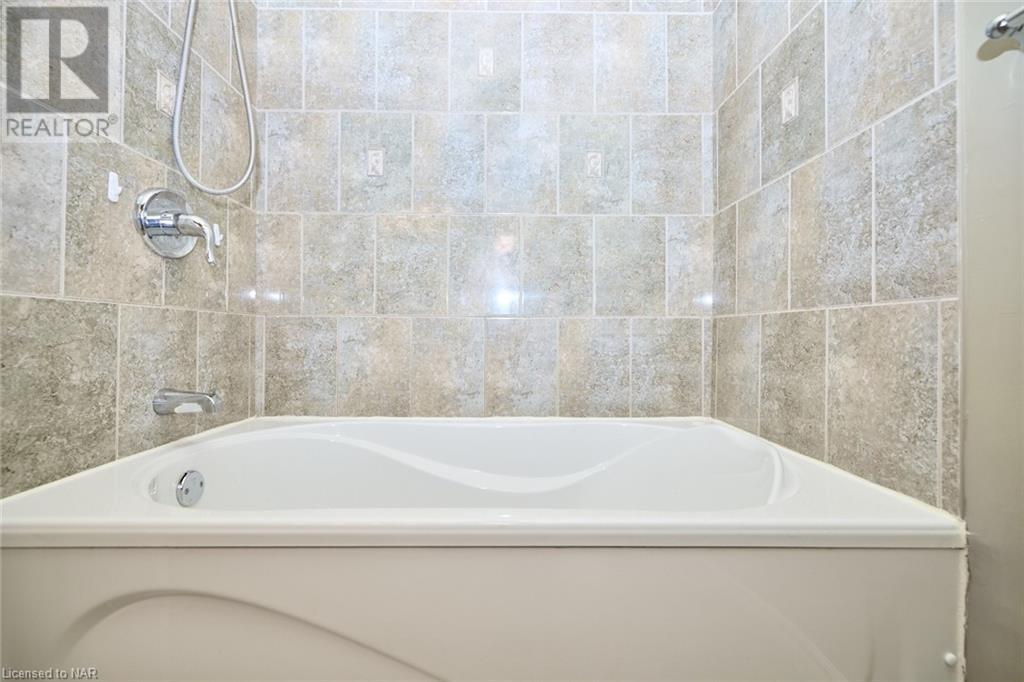 302 Vine Street Unit# 61, St. Catharines, Ontario  L2M 7M6 - Photo 15 - 40520941