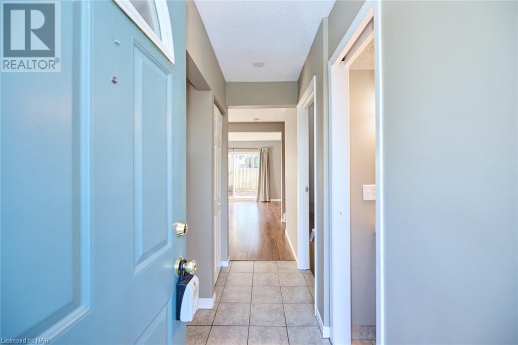 302 Vine Street Unit# 61, St. Catharines, Ontario  L2M 7M6 - Photo 4 - 40520941