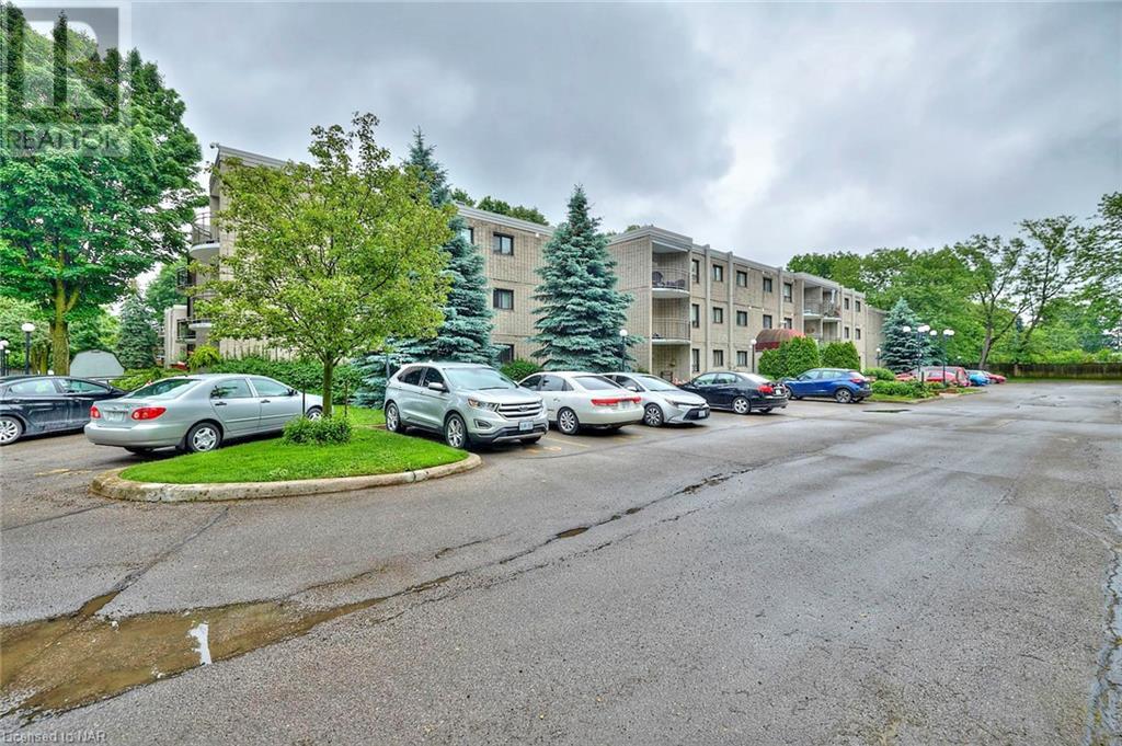 4658 Drummond Road Unit# 329, Niagara Falls, Ontario  L2E 7E1 - Photo 25 - 40491697