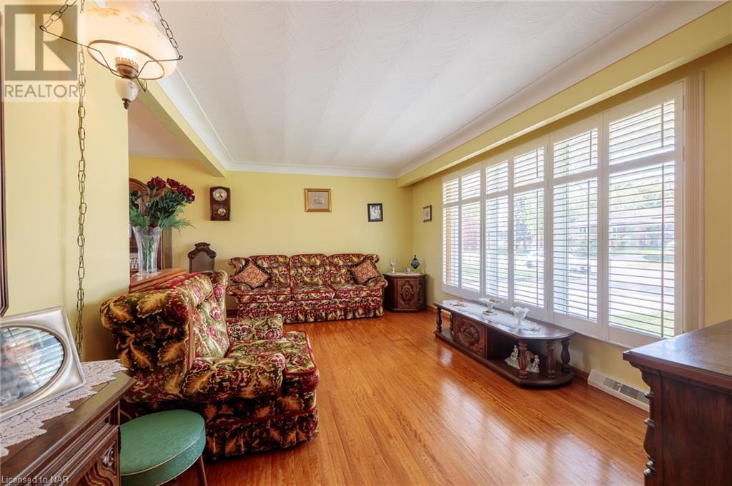 6694 Wills Street, Niagara Falls, Ontario  L2J 1Y3 - Photo 8 - 40517051