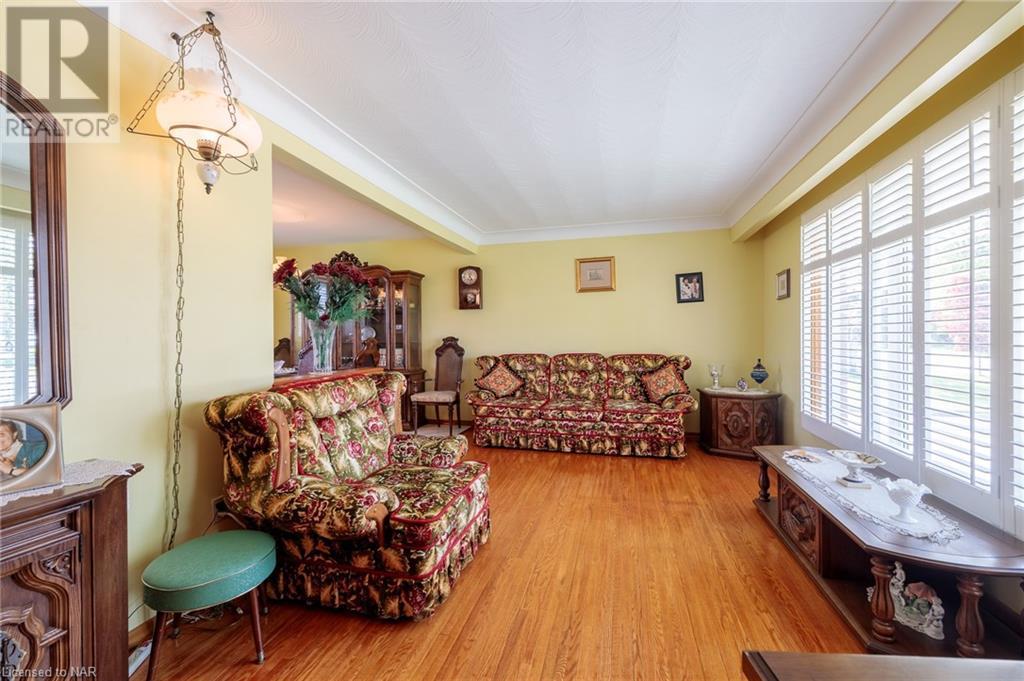 6694 Wills Street, Niagara Falls, Ontario  L2J 1Y3 - Photo 9 - 40517051