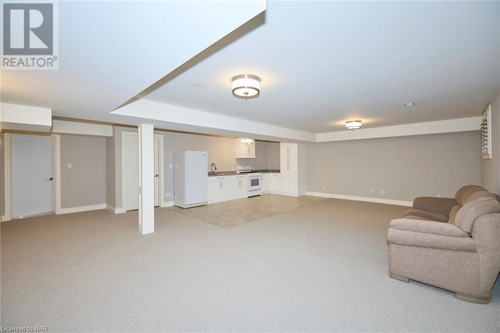 9245 Shoveller Drive Unit# 29, Niagara Falls, Ontario  L2H 0M5 - Photo 31 - 40520177